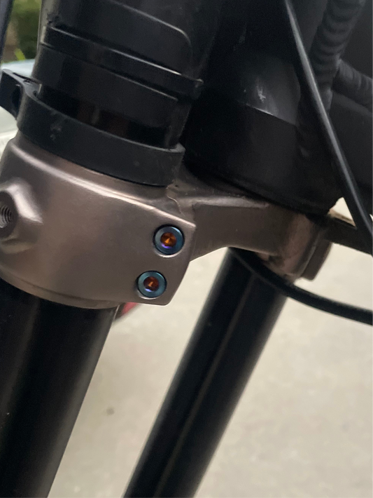 E-Moto Fork Triple clamp titanium (4 pc)