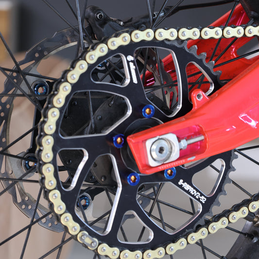 E-moto sprocket bolts