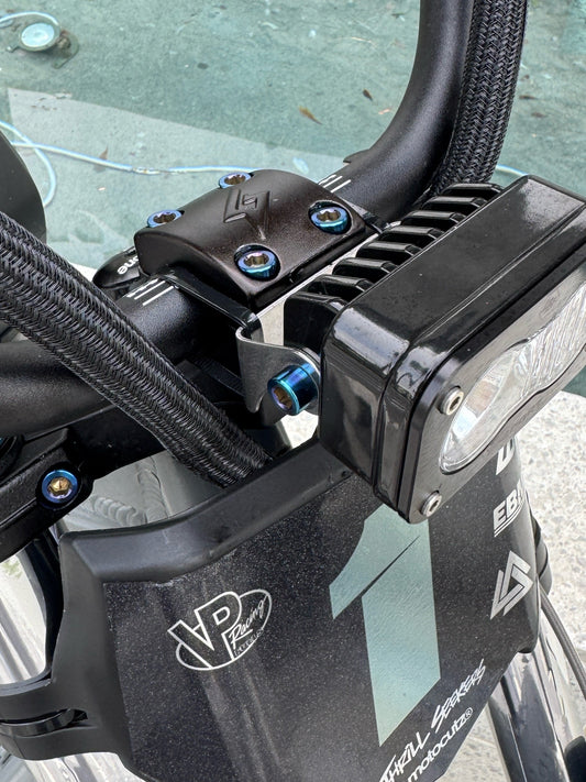 Baja mount bolts(2pc)